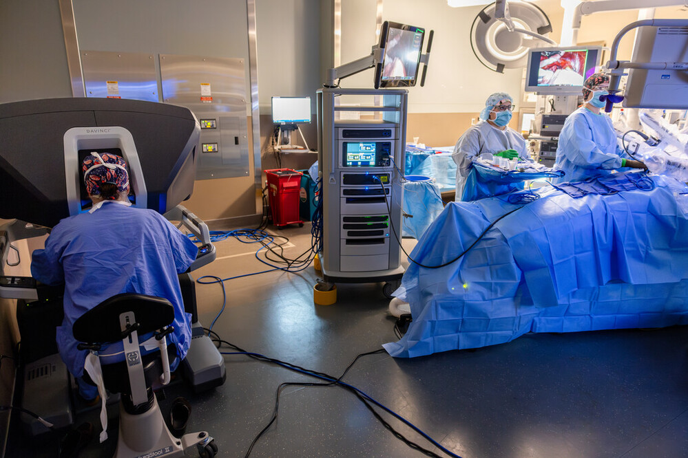 Dr. Karin Trujillo robotic surgery